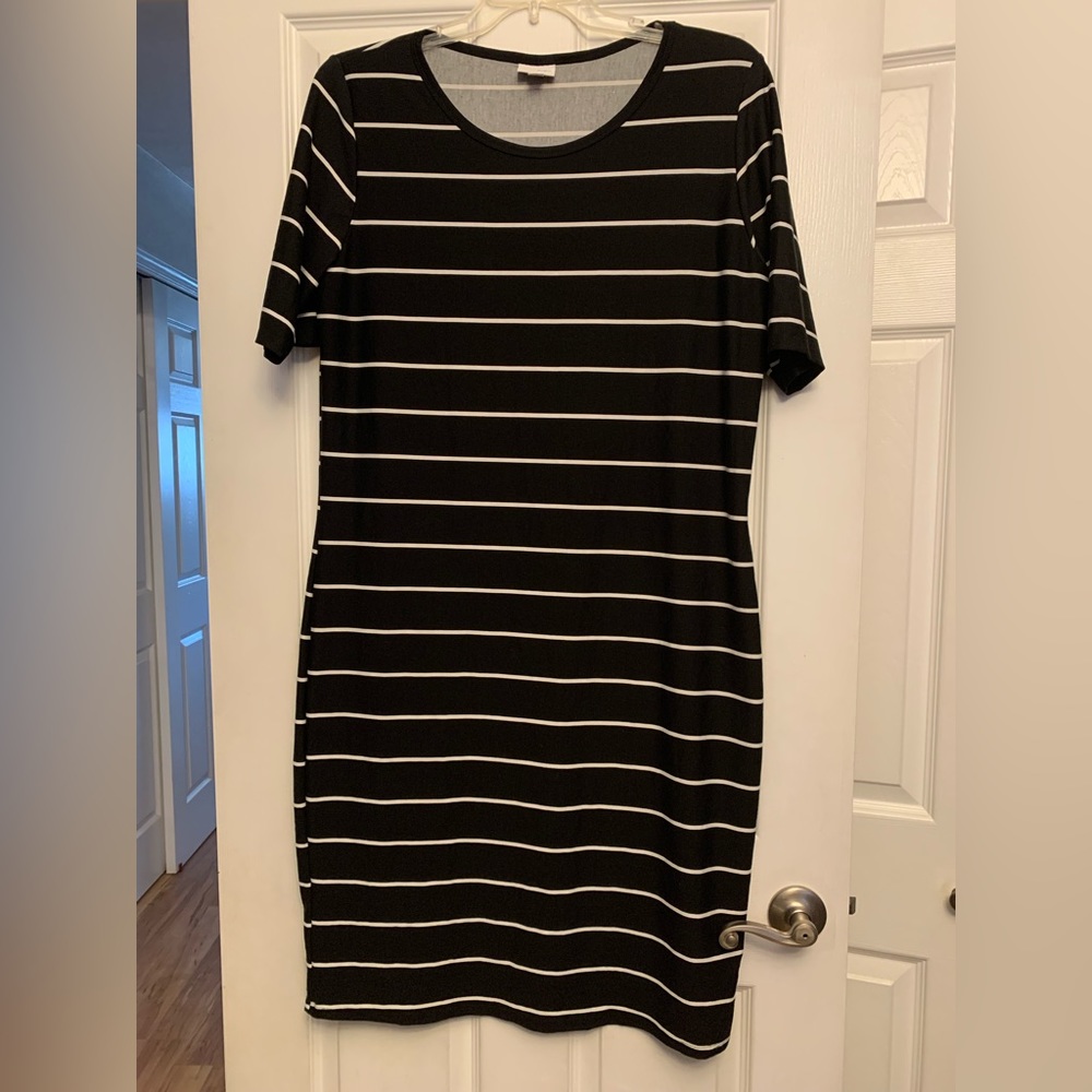 Beautiful 3xl Lularoe Julia bodycon dress